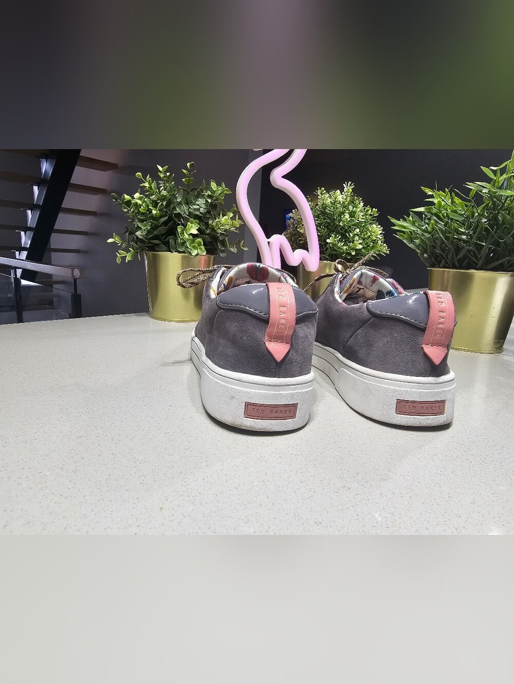 TED BAKER Espadrilles / Sneakers en Daim Gris à Logo - Picture 6 of 9